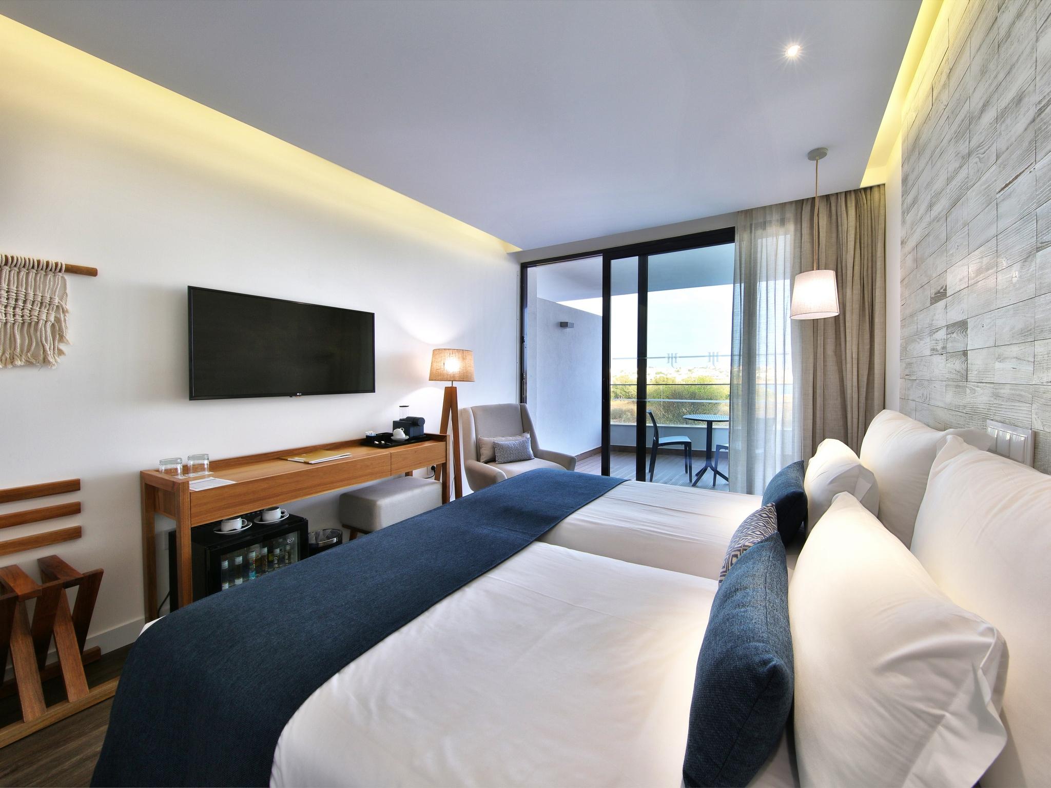 Jupiter Marina Hotel - Couples & Spa (Adults Only) 波尔蒂芒 外观 照片