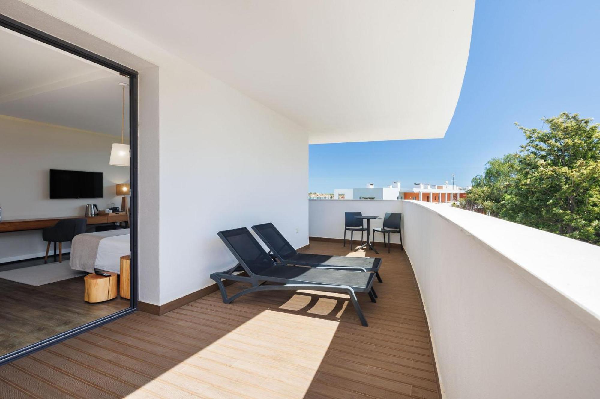 Jupiter Marina Hotel - Couples & Spa (Adults Only) 波尔蒂芒 外观 照片